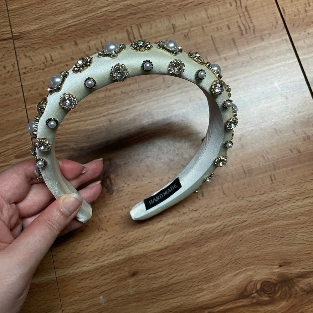 Baroque Embellished Headband Hair Accessory
